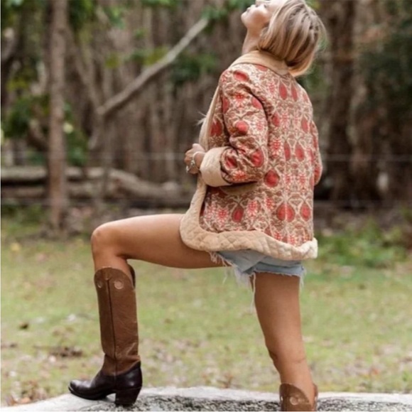 Chasing Unicorns California Bound Quilted Jacket. S - Picture 3 of 16